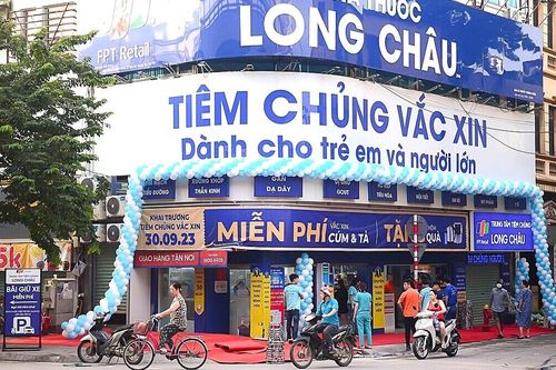 FPT Retail (FRT): Sẽ mở thêm 400 nhà thuốc Long Châu và mở mới 100 trung tâm tiêm chủng năm nay