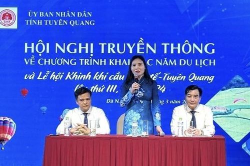 Khai mạc Năm du lịch và Lễ hội Khinh khí cầu quốc tế Tuyên Quang lần thứ III