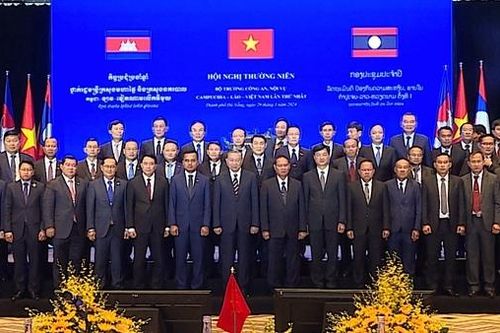 Bế mạc Hội nghị thường niên lần thứ nhất Bộ trưởng Công an, Nội vụ Campuchia - Lào - Việt Nam