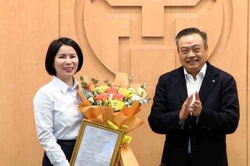 Phó Giám đốc Nguyễn Đình Hưng phụ trách điều hành Sở Y tế Hà Nội