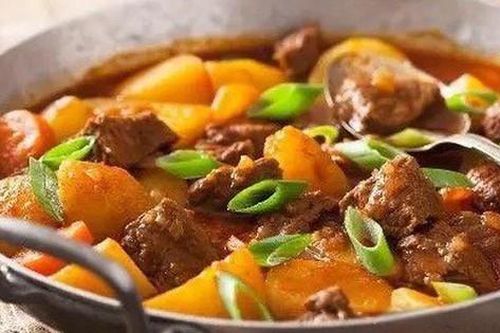 Cách làm món thịt bò hầm từ đầu bếp: Thêm 1 thìa này vào thịt sẽ mềm ngon ngay cả khi không cần đến nồi áp suất