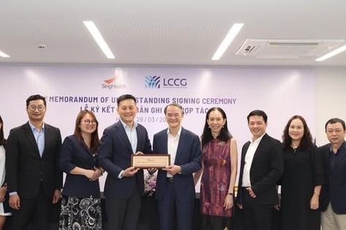 Tập đoàn Y tế SingHealth và Công ty Cổ phần Life-Course Care Group ký kết hợp tác