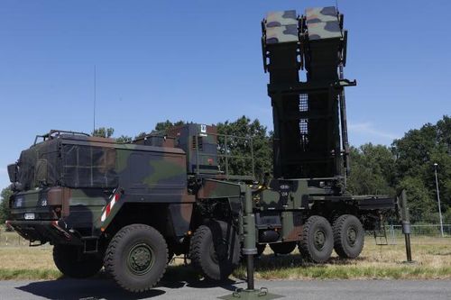 NATO sẵn sàng bắn hạ tên lửa Nga tấn công mục tiêu Ukraine?