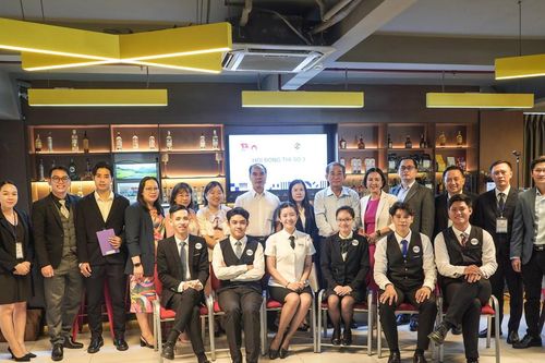Thí sinh hào hứng ở vòng thi chung kết nghề tại TP HCM