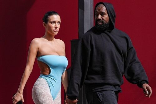 Vì sao Kanye West ép vợ mặc hở phản cảm?