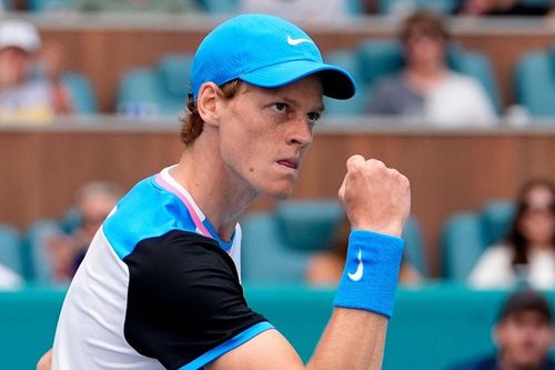 Khuất phục Medvedev lần nữa, Sinner hiên ngang bước vào chung kết Miami Open 2024