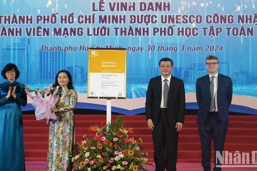 Thành phố Hồ Chí Minh trở thành thành viên Mạng lưới học tập toàn cầu