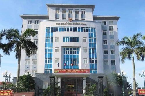 Quảng Bình: Công khai danh sách 16 lãnh đạo doanh nghiệp bị tạm hoãn xuất cảnh do nợ thuế