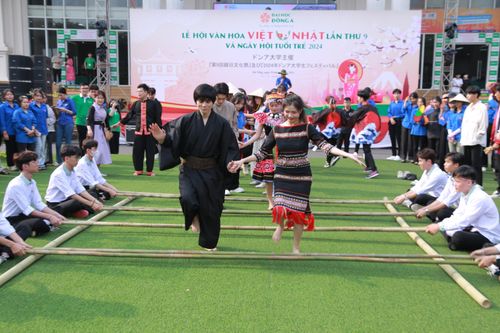 Sinh viên Đà Nẵng háo hức tham gia hoạt động tại lễ hội Văn hóa Nhật Bản