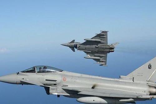 Máy bay Nga bị chặn trên biển Baltic
