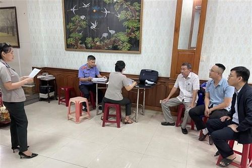 VKSND quận Hải Châu kiểm sát việc cưỡng chế kê biên, xử lý tài sản