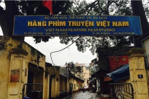 Tạm hoãn xuất cảnh với Chủ tịch Hãng phim truyện Việt Nam