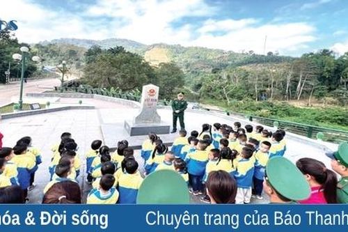 Linh thiêng cột mốc