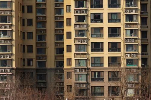 Trung Quốc: Cảnh báo khủng hoảng bất động sản lây lan sang lĩnh vực ngân hàng