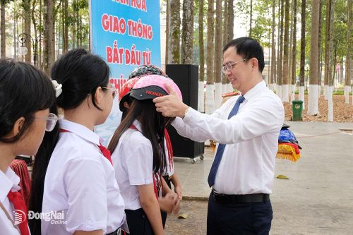Tăng trách nhiệm của người lớn, giảm tai nạn thương tích cho học sinh