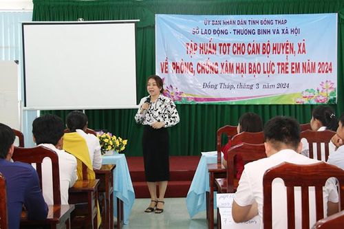 Tăng cường tập huấn kiến thức, kỹ năng phòng, chống bạo lực, xâm hại trẻ em