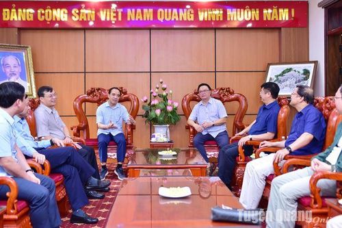 Đoàn công tác Ban Đối ngoại Trung ương thăm và làm việc tại huyện Na Hang