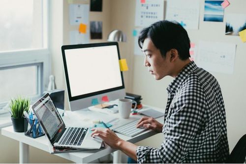 Môi trường công sở không còn phù hợp với giới trẻ hiện nay?