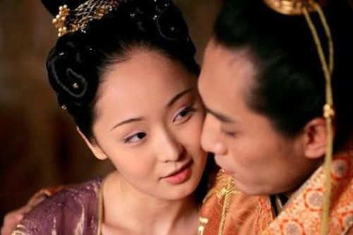 3 cách giải quyết nhu cầu thầm kín của cung nữ thời xưa: Nguy hiểm khôn lường nhưng vẫn thích làm