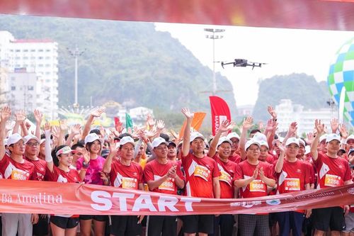 Khởi động mùa du lịch Cát Bà 2024