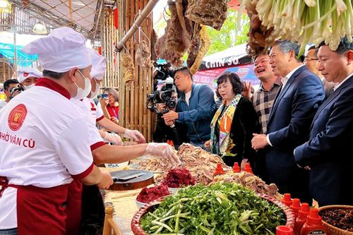 Những người nỗ lực định vị phở Việt ở nước ngoài
