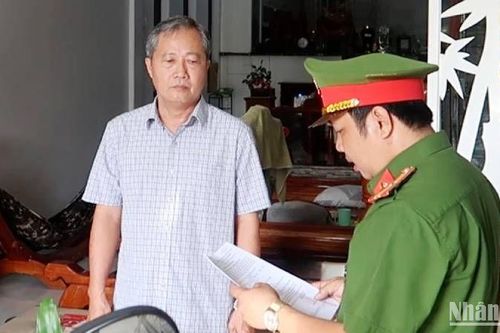An Giang: Bắt tạm giam 3 cán bộ liên quan sai phạm về đất đai
