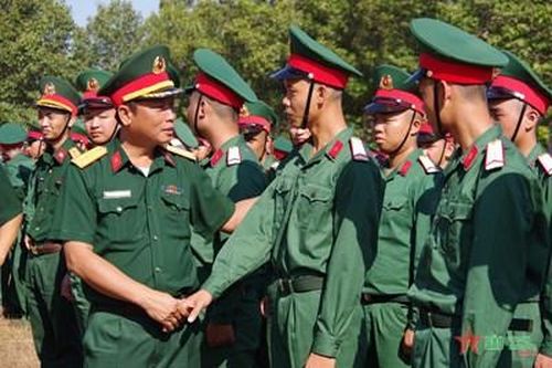 Chiến sĩ mới Trung đoàn 2, Sư đoàn 8 (Quân khu 9): Tự hào đơn vị hai lần anh hùng