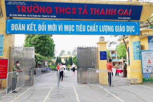 Gia đình học sinh mong xử lý theo nội quy trường học