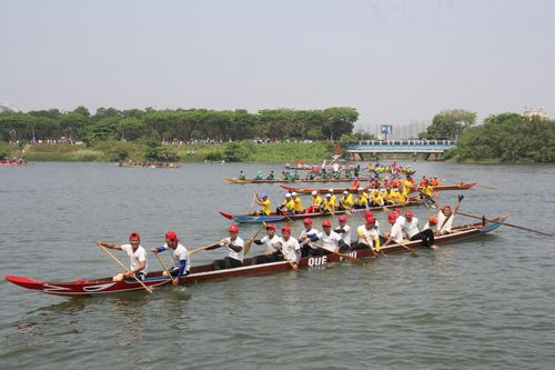 Đà Nẵng tổ chức giải đua thuyền truyền thống