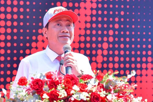 Các tay đua chính thức tranh tài, ra mắt Liên đoàn đua thuyền máy Việt Nam