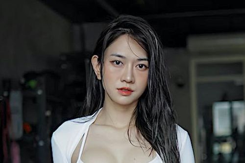 Sexy như Lê Bống 'Lỡ hẹn với ngày xanh '- càng ngắm càng mê