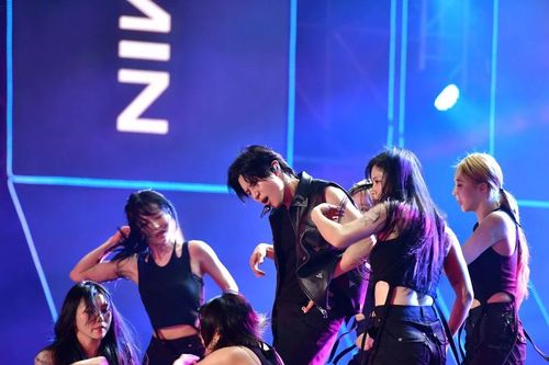 Đêm nhạc Sắc màu Bình Định cháy với sao K-Pop Taemin, các ca khúc bất hủ