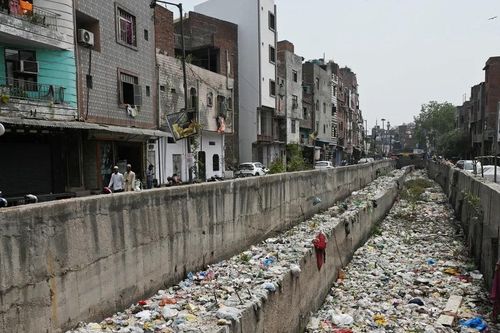LHQ kêu gọi toàn cầu hành động cứu hành tinh 'đang ngập trong rác thải'