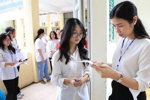 Bản tin 31/3: Thí sinh thi tốt nghiệp THPT chỉ dùng 1 căn cước công dân thống nhất