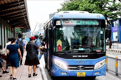 Tp. Hồ Chí Minh sẽ có hơn 200 xe buýt mới phục vụ từ ngày 1/4