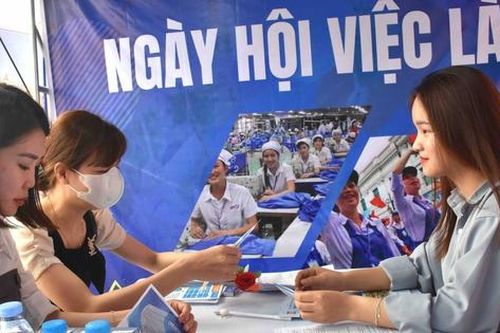Hơn 5.000 chỉ tiêu tuyển dụng việc làm dành cho lao động nữ
