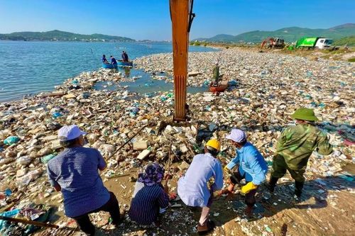 Những con số báo động về rác thải đô thị trên toàn cầu