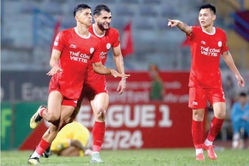 V.League mở màn lượt về