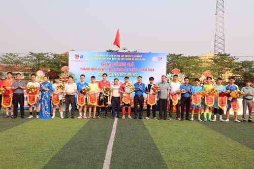 Khai mạc Giải bóng đá Thanh niên huyện Yên Khánh lần thứ IV, Cúp-Sơn Việt Nhật