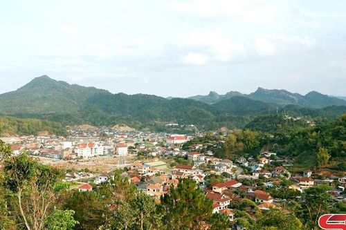 Một thoáng Sầm Nưa