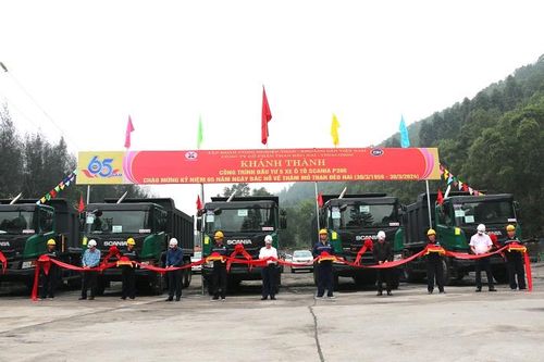 Than Đèo Nai: Khánh thành công trình đầu tư 05 xe Scania P380