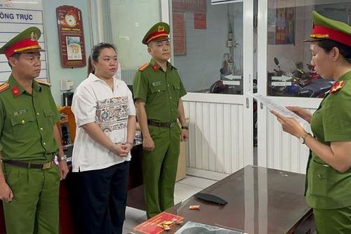 Lừa đảo làm thủ tục du học, tuyển lao động, chiếm đoạt hàng chục tỷ đồng