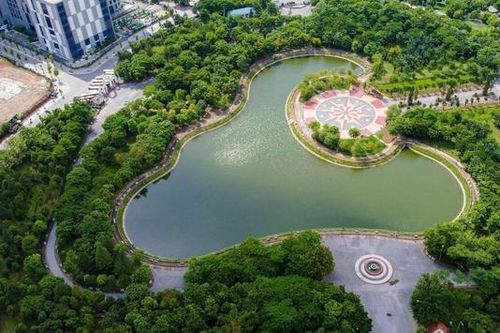 Hà Nội nâng cấp nhiều không gian xanh phục vụ cộng đồng