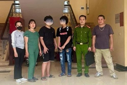 Tìm thấy 2 thiếu niên bỏ nhà đi chơi nhiều ngày