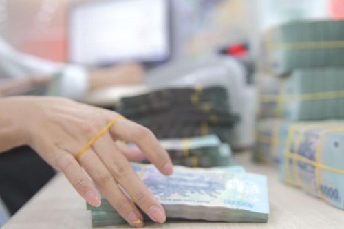 Các ngân hàng đề xuất khoản vay dưới 400 triệu đồng không phải khai thông tin người liên quan