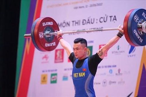 Lại Gia Thành giành huy chương vàng cử tạ thế giới