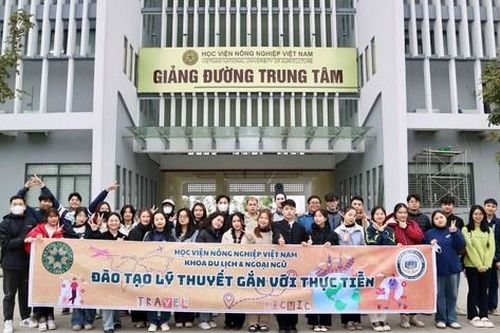 Học viện Nông nghiệp Việt Nam đào tạo ngành Du lịch từ lý thuyết gắn với thực tiễn