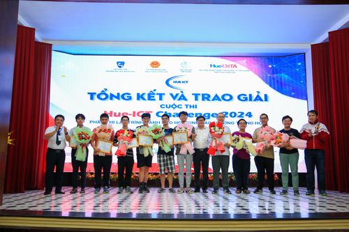 Trao gần 290 giải thưởng cho học sinh tại cuộc thi Hue-ICT Challenge 2024