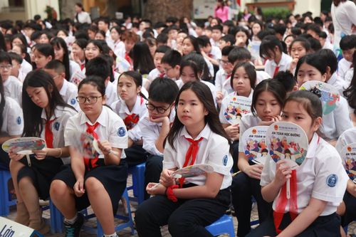 Phát động cuộc thi về phòng ngừa bạo lực học đường và lao động trẻ em