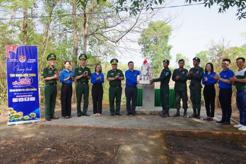 Nhiều hoạt động ý nghĩa trong chương trình 'Tình nghĩa biên cương - Tôi yêu Tổ quốc tôi' tại Đắk Lắk